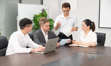 Vi har et sterkt FoU-team, og vi kan utvikle og produsere produkter i henhold til